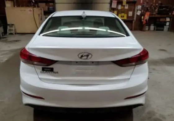 Hyundai Elantra 2017 თბილისი