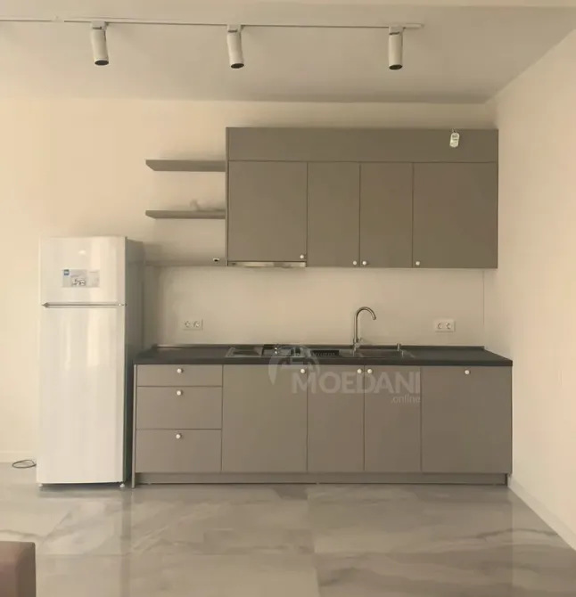 ქირავდება 4 ოთახიანი ბინა 144მ² 10/17 სართ თბილისი - photo 2