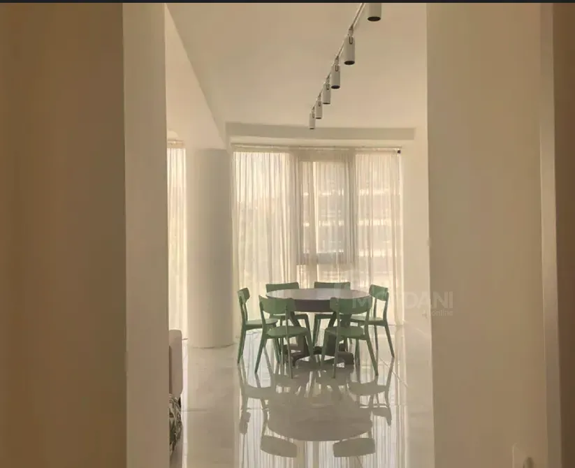 ქირავდება 4 ოთახიანი ბინა 144მ² 10/17 სართ თბილისი - photo 1