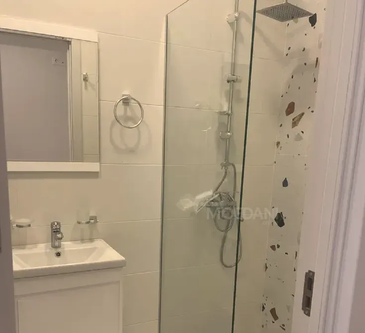 ქირავდება 4 ოთახიანი ბინა 144მ² 10/17 სართ თბილისი - photo 5