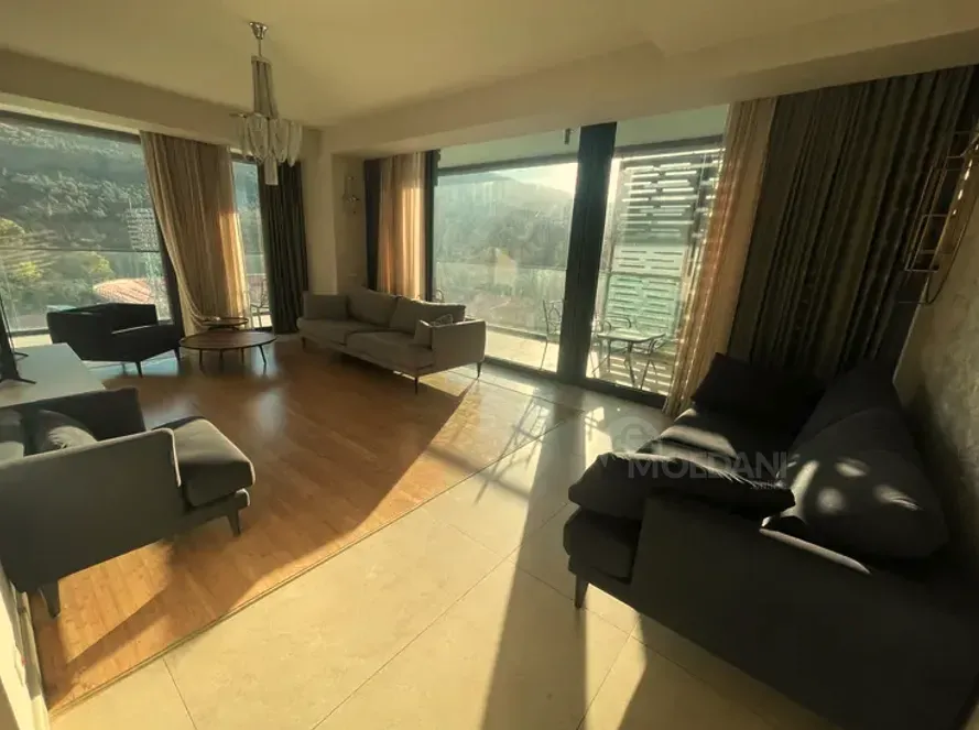 ქირავდება 3 ოთახიანი ბინა 170მ² 8/16 სართ თბილისი - photo 1