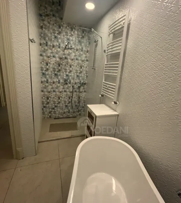 ქირავდება 3 ოთახიანი ბინა 170მ² 8/16 სართ თბილისი - photo 10