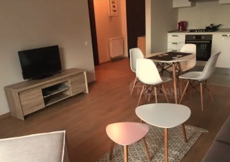 ქირავდება 2 ოთახიანი ბინა 58მ² 11/15 სართ თბილისი - photo 1