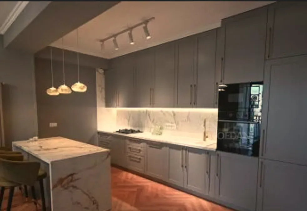 ქირავდება 3 ოთახიანი ბინა 125მ² 12/20 სართ თბილისი - photo 1