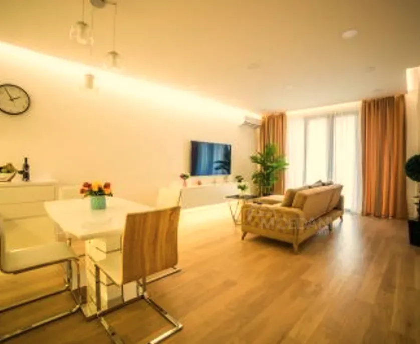 Сдам 2-комн. квартиру 81м² 4/22 эт. Тбилиси - изображение 3