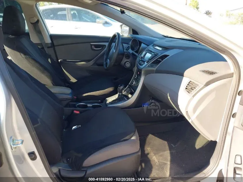 Hyundai Elantra 2016 Тбилиси - изображение 6