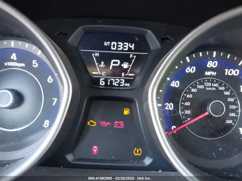 Hyundai Elantra 2016 Тбилиси - изображение 8