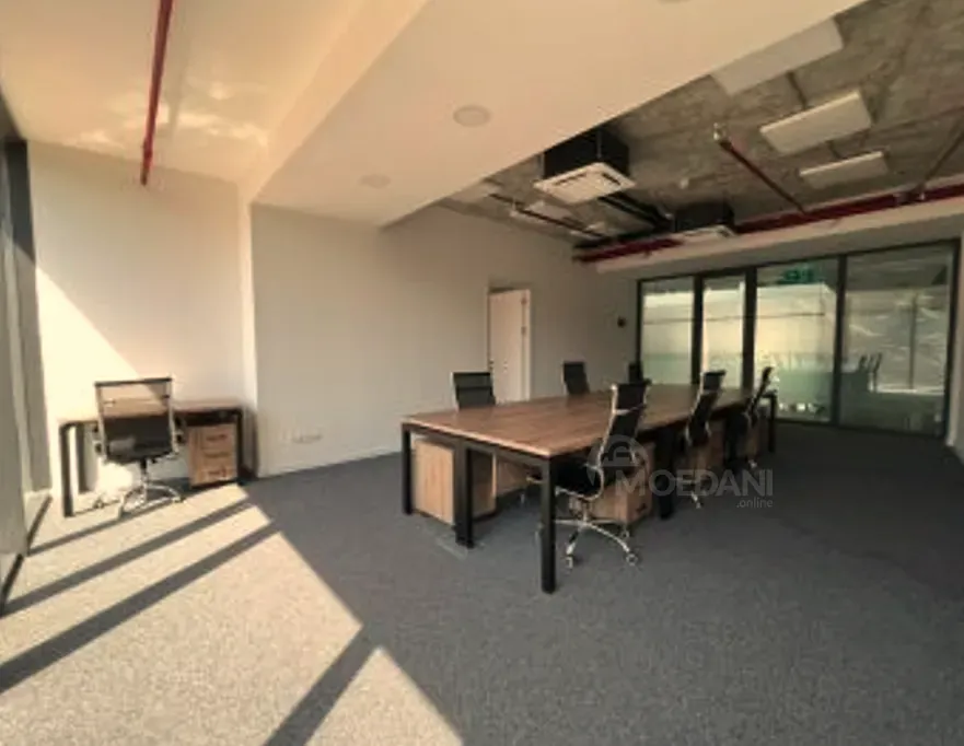 In Tbilisi 0m² 1/1 floor Tbilisi - photo 4