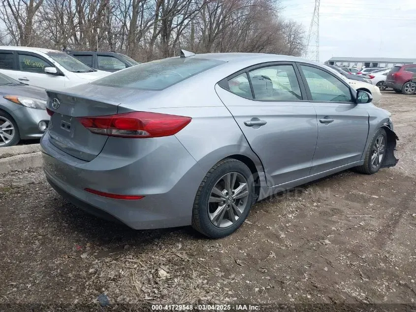 Hyundai Elantra 2017 Tbilisi - photo 4
