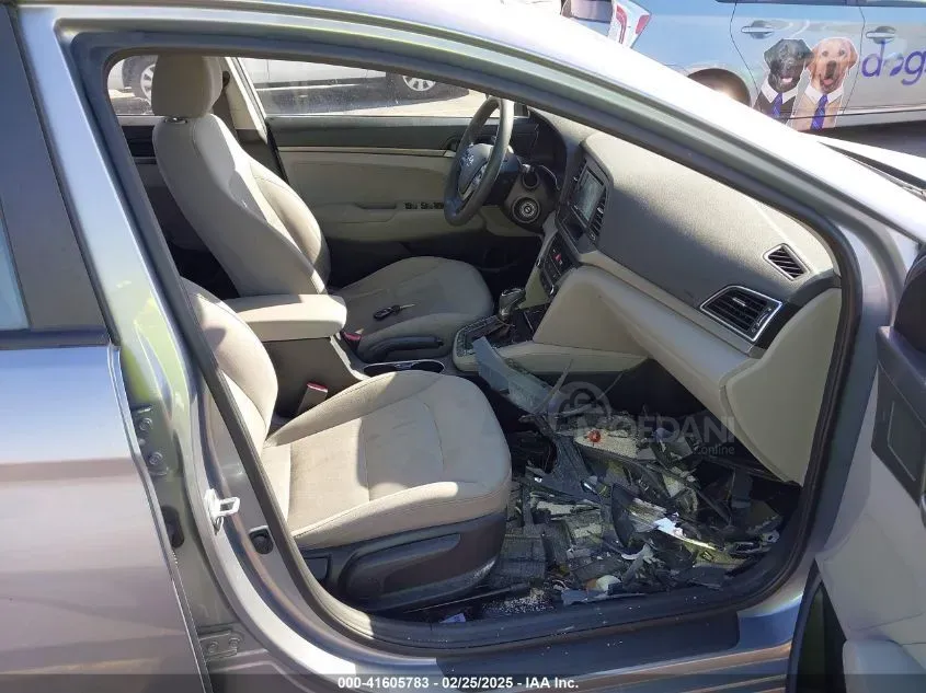 Hyundai Elantra 2017 Tbilisi - photo 5