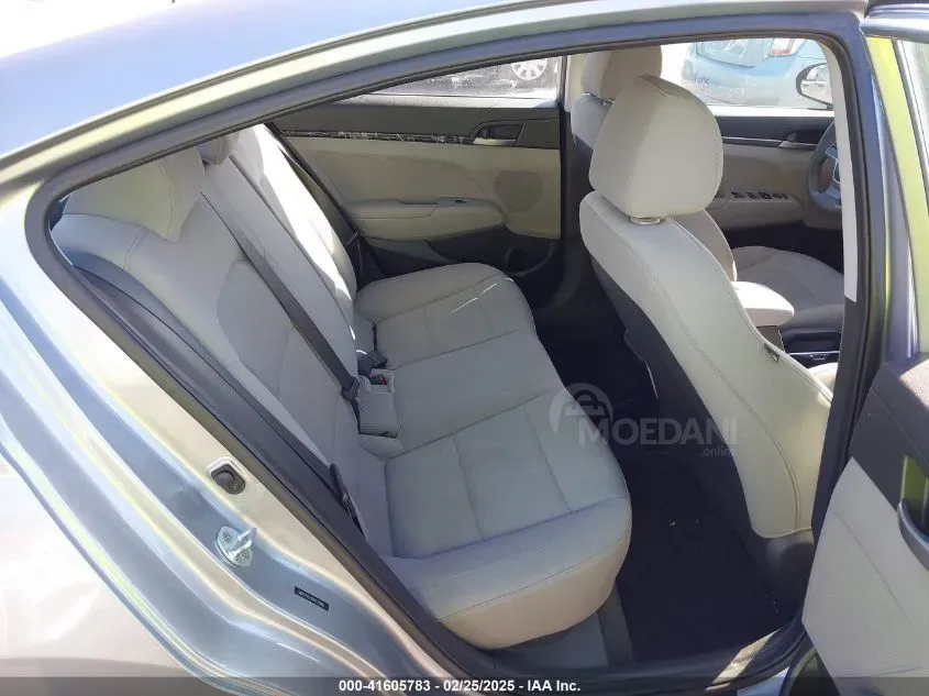 Hyundai Elantra 2017 Tbilisi - photo 7