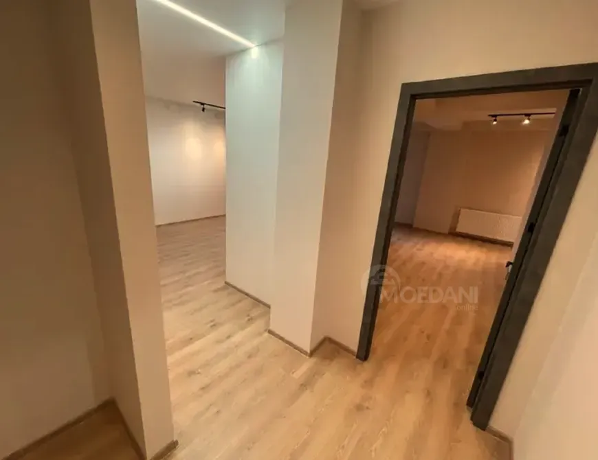 Продам 2-комн. квартиру 71м² 9/11 эт. Тбилиси - изображение 2