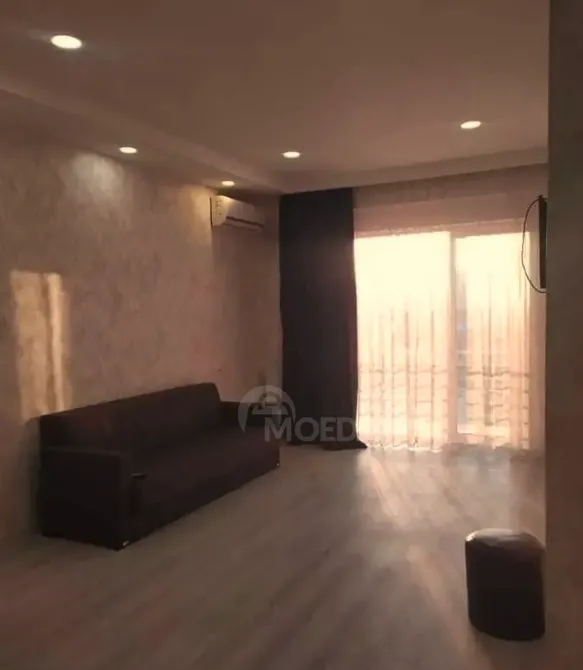 Сдам 2-комн. квартиру 55м² 6/9 эт. Тбилиси - изображение 2