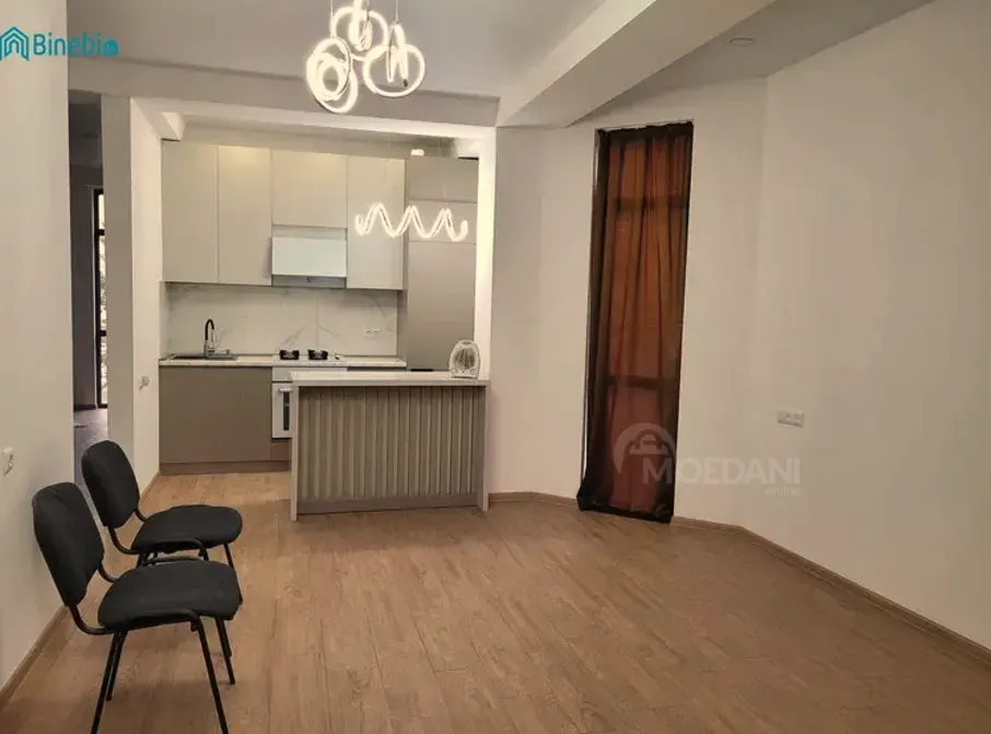 Apartments For Rent three-room 80м² 1/4 floor Tbilisi - photo 1