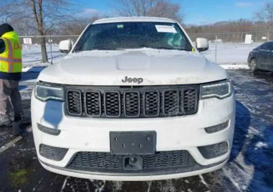 Jeep Grand Cherokee 2018 Тбилиси - изображение 1