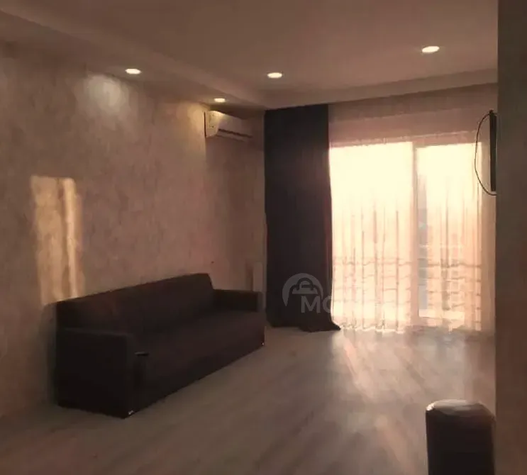 ქირავდება 2 ოთახიანი ბინა 55მ² 6/9 სართ თბილისი - photo 2