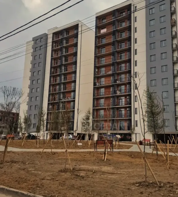 Продам 2-комн. квартиру 48м² 3/12 эт. Тбилиси - изображение 4