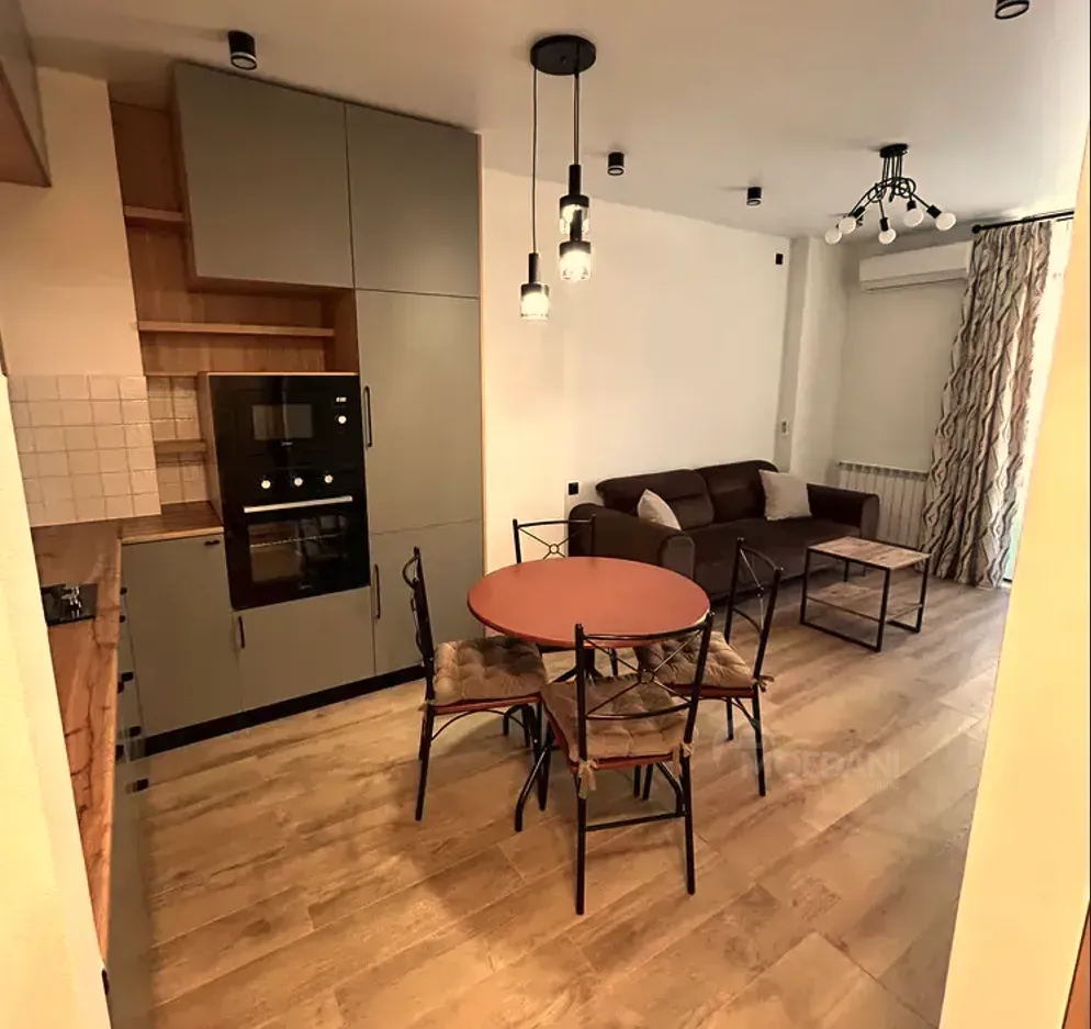 ქირავდება 2 ოთახიანი ბინა 60მ² 3/8 სართ თბილისი - photo 1