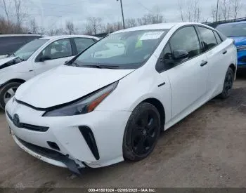 Toyota Prius 1.8L 2022 Тбилиси - изображение 2