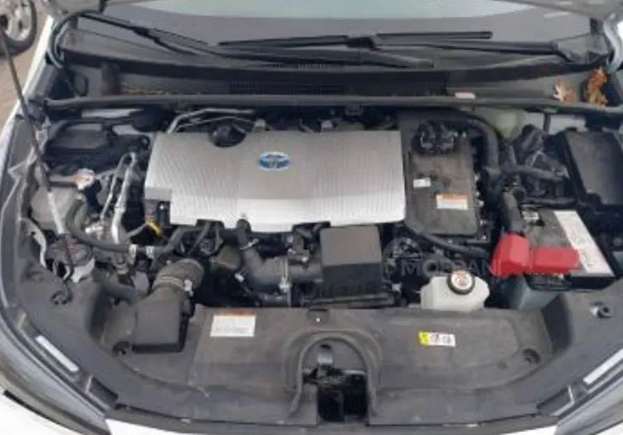 Toyota Prius 1.8L 2022 Тбилиси - изображение 7