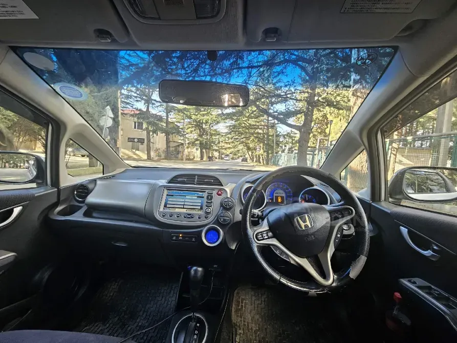 Honda Fit 2011 Тбилиси - изображение 5