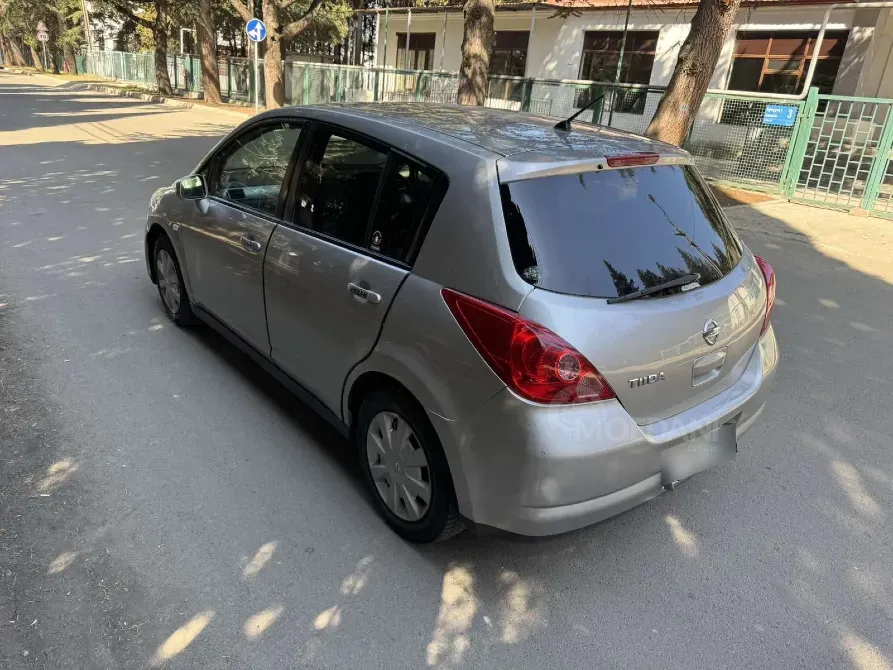 Nissan Tiida 2005 Тбилиси - изображение 2
