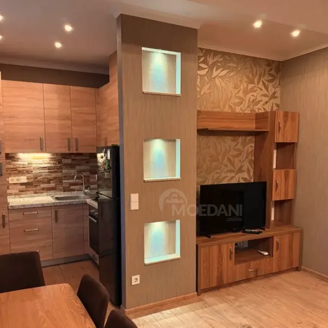 ქირავდება 2 ოთახიანი ბინა 60მ² 4/8 სართ თბილისი - photo 1