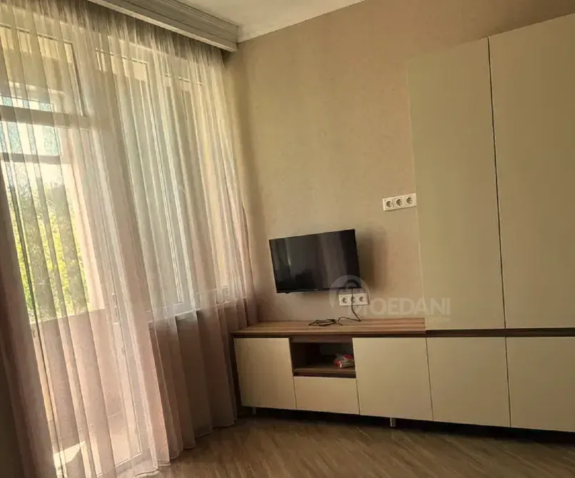 Сдам 3-комн. квартиру 65м² 3/4 эт. Тбилиси - изображение 1