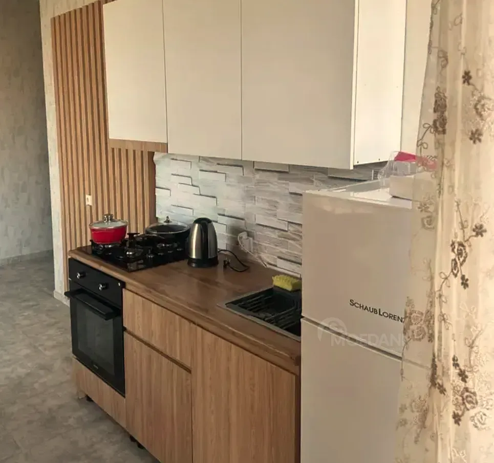 Apartments For Rent three-room 95м² 8/10 floor Tbilisi - photo 1
