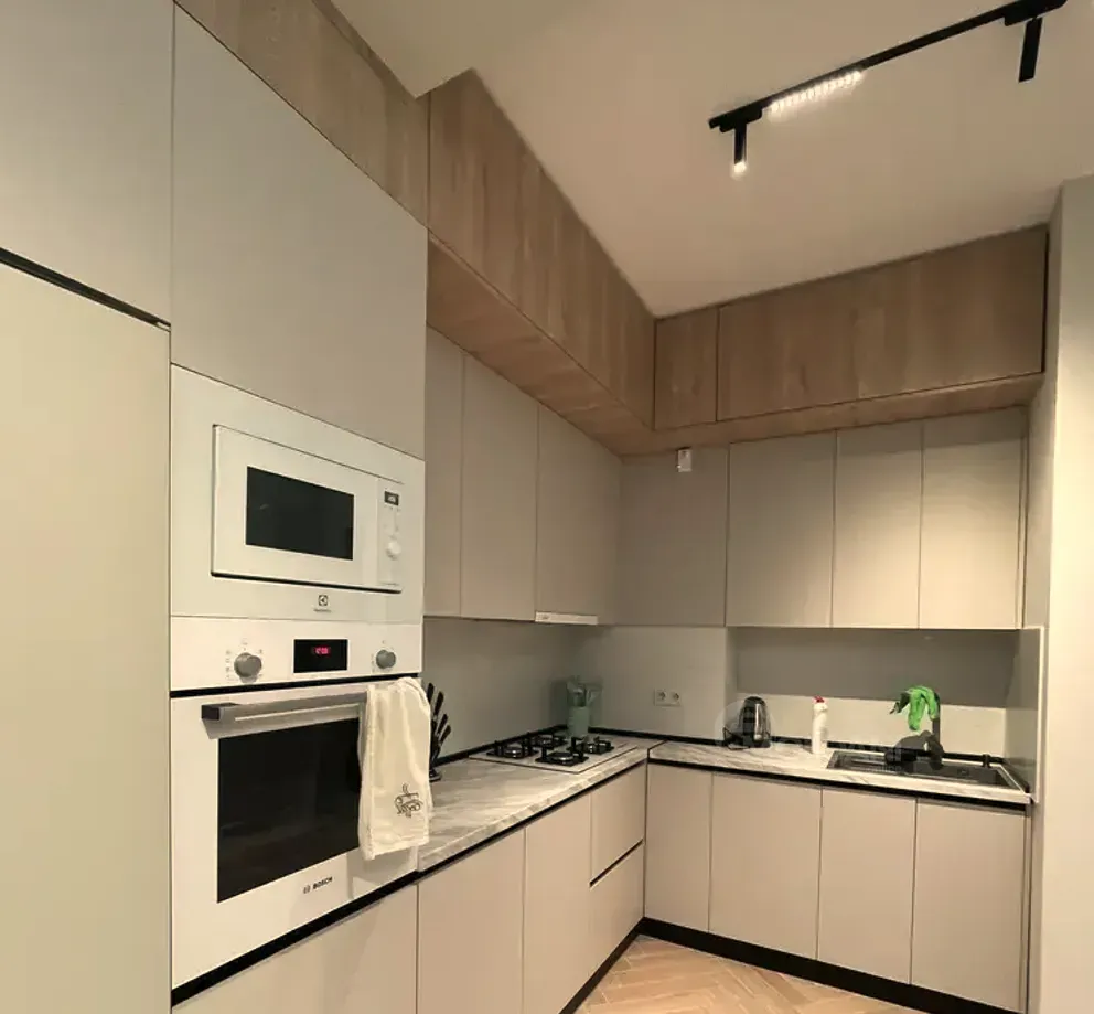 ქირავდება 2 ოთახიანი ბინა 40მ² 4/10 სართ თბილისი - photo 1