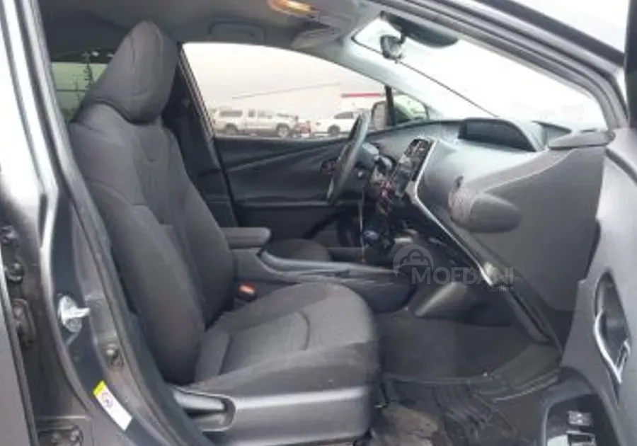 Toyota Prius 1.8L 2019 Тбилиси - изображение 6