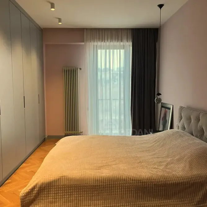 ქირავდება 4 ოთახიანი ბინა 160მ² 5/5 სართ თბილისი - photo 7