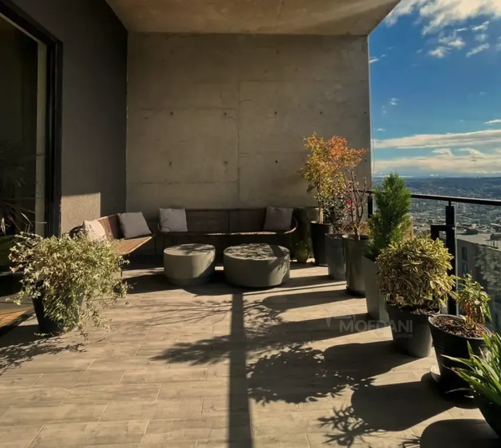 ქირავდება 4 ოთახიანი ბინა 160მ² 5/5 სართ თბილისი - photo 2