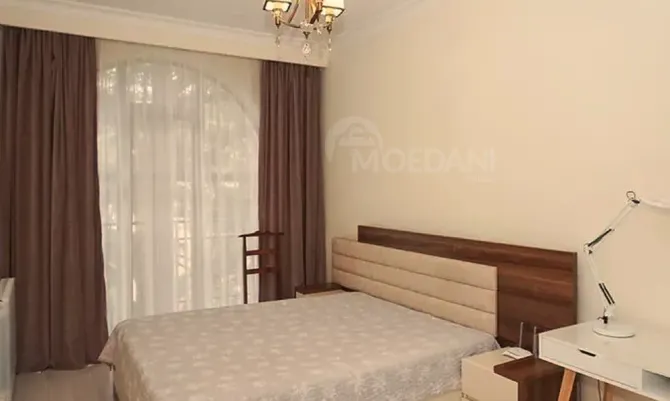 ქირავდება 4 ოთახიანი ბინა 140მ² 5/9 სართ თბილისი - photo 4