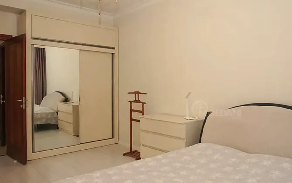 ქირავდება 4 ოთახიანი ბინა 140მ² 5/9 სართ თბილისი - photo 5