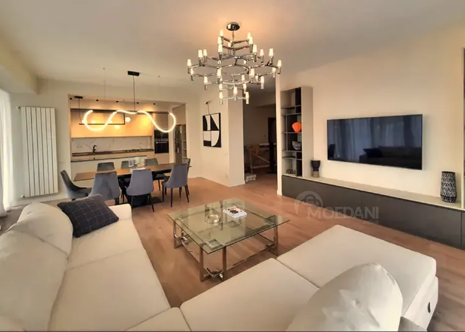 იყიდება 4 ოთახიანი ბინას 205მ² 13/24 სართ თბილისი - photo 1