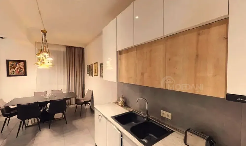 ქირავდება 3 ოთახიანი ბინა 134მ² 19/23 სართ თბილისი - photo 1