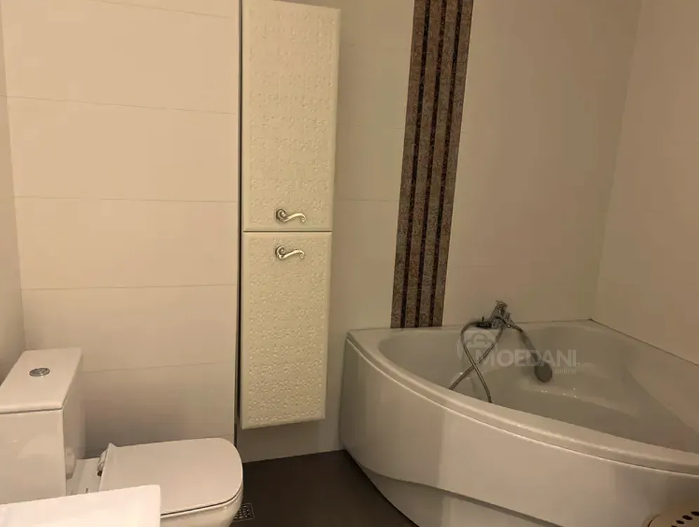 Apartments For Rent three-room 125м² 2/4 floor Tbilisi - photo 4