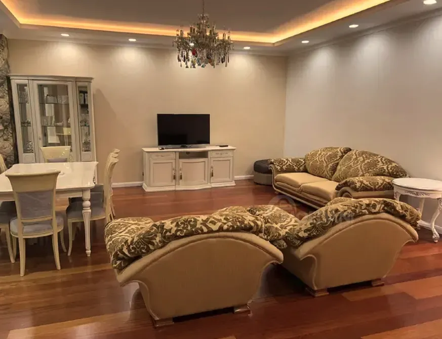 Apartments For Rent three-room 125м² 2/4 floor Tbilisi - photo 3
