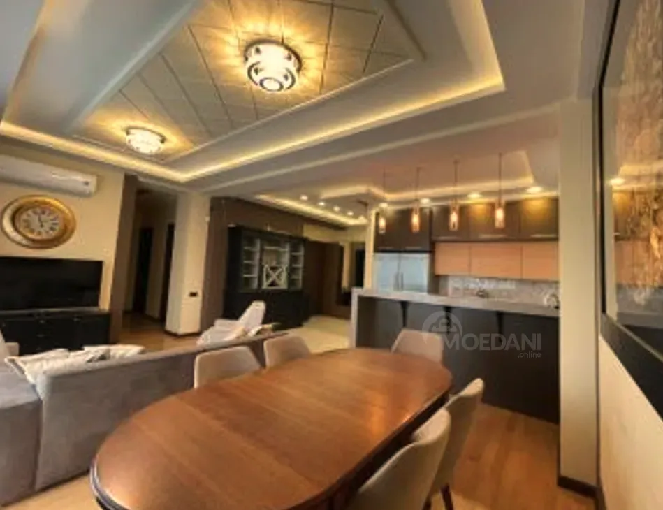 ქირავდება 6 ოთახიანი ბინა 150მ² 2/9 სართ თბილისი - photo 1