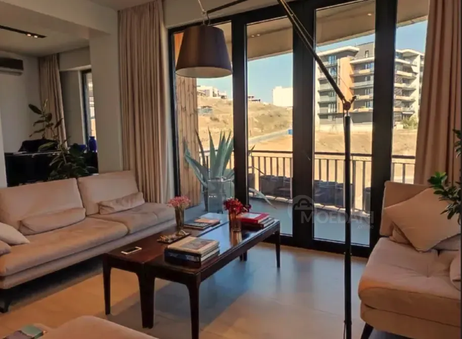 ქირავდება 4 ოთახიანი ბინა 250მ² 3/6 სართ თბილისი - photo 5