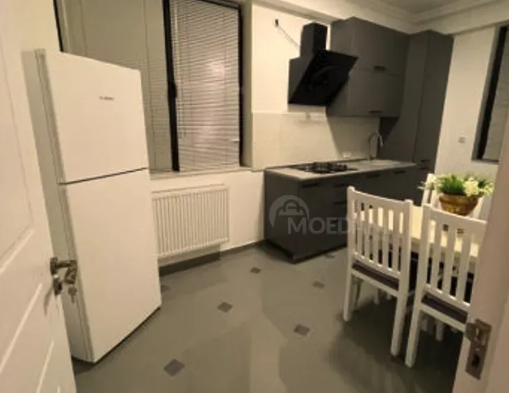 ქირავდება 4 ოთახიანი ბინა 105მ² 2/5 სართ თბილისი - photo 1