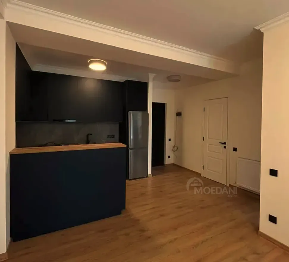 იყიდება 2 ოთახიანი ბინას 62მ² 5/6 სართ თბილისი - photo 2