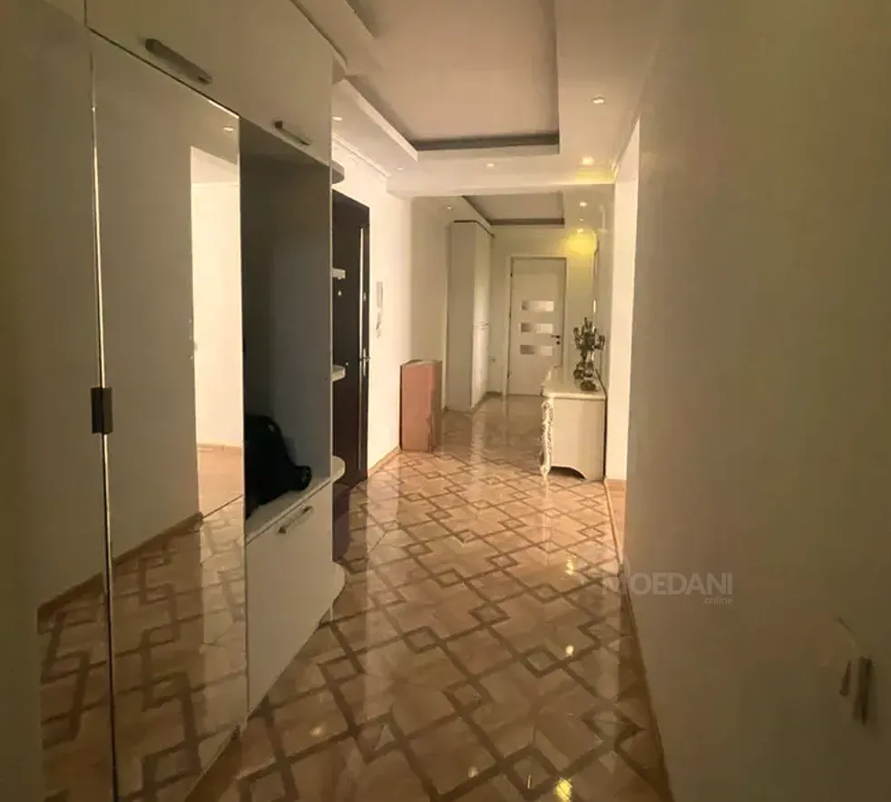 Apartments For Rent three-room 98м² 14/23 floor Tbilisi - photo 4