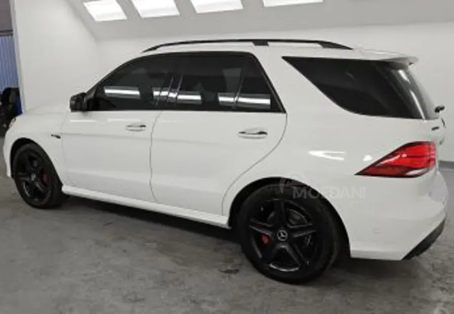 Mercedes GLE 3L 2018 Тбилиси - изображение 3