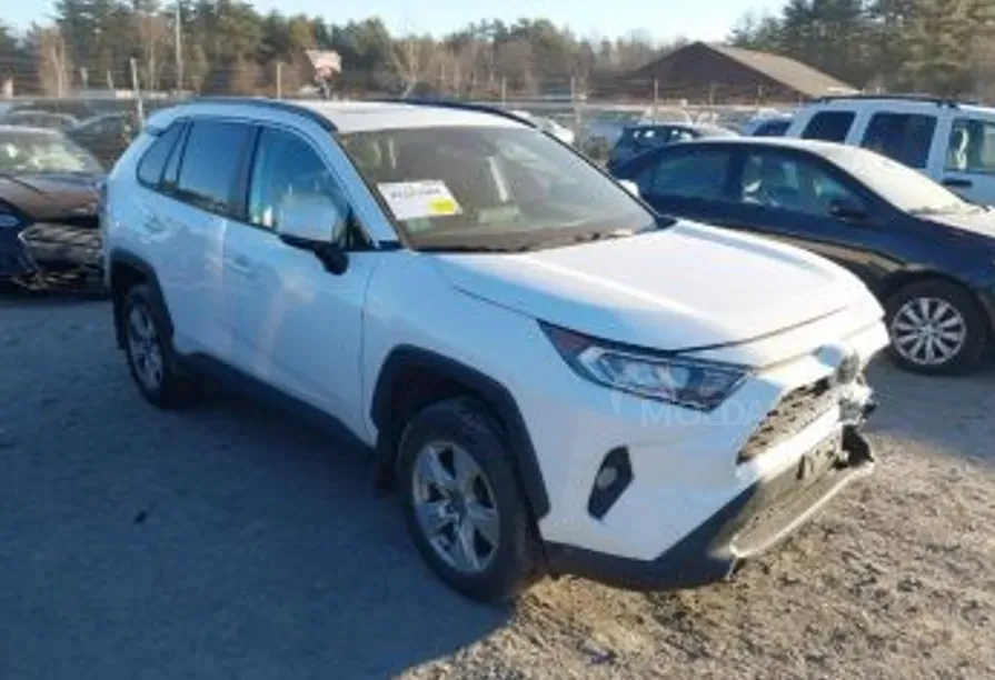 Toyota RAV4 2.5L 2021 Тбилиси - изображение 1