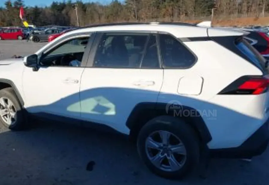 Toyota RAV4 2.5L 2021 Тбилиси - изображение 4