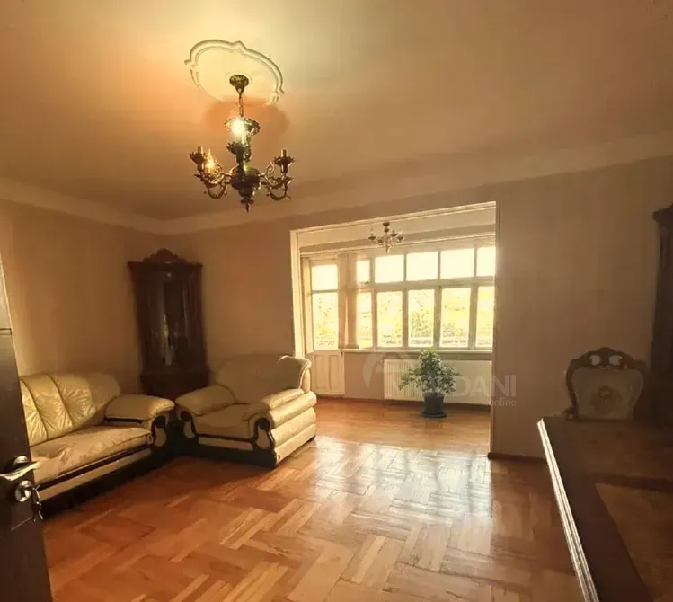 Продам 4-комн. квартиру 92м² 3/9 эт. Тбилиси - изображение 1