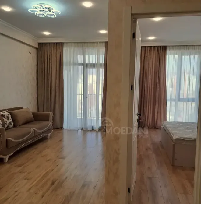 ქირავდება 2 ოთახიანი ბინა 54მ² 7/9 სართ თბილისი - photo 1