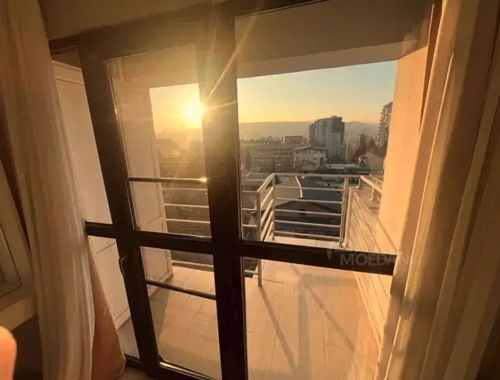 Apartments For Rent three-room 65м² 4/4 floor Tbilisi - photo 1